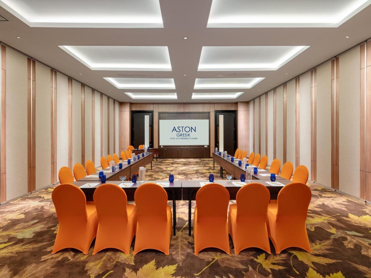 Aston Gresik Hotel & Conference Center Exterior foto